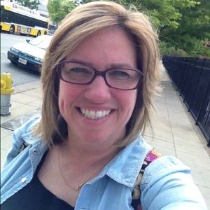 Meet your Posher, Jenifer